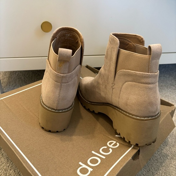 Dolce Vida beige boot - Hawk H2O Onyx Suede - Picture 5 of 5